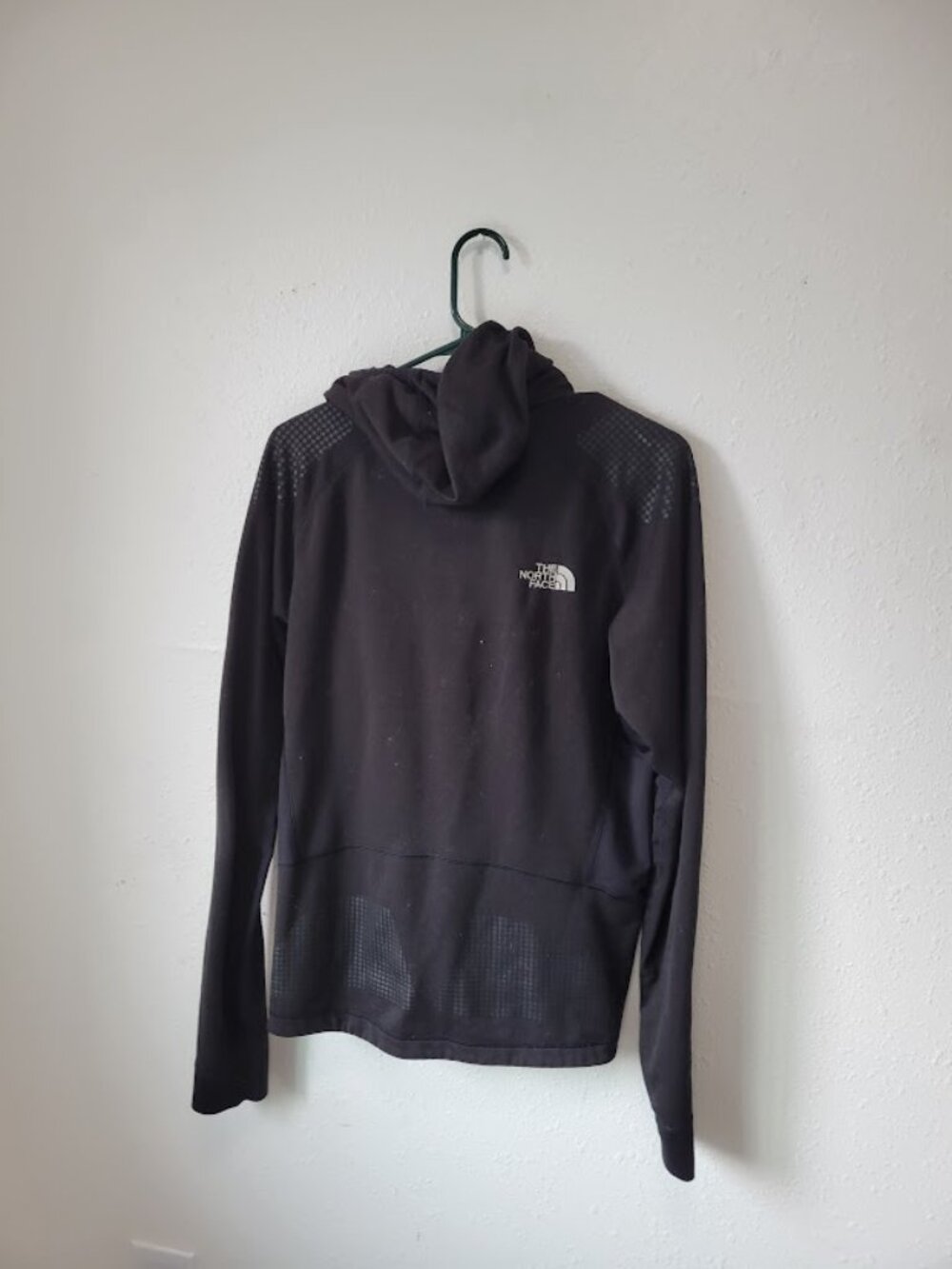 North Face Women's Black Performance Hoodie Size Small